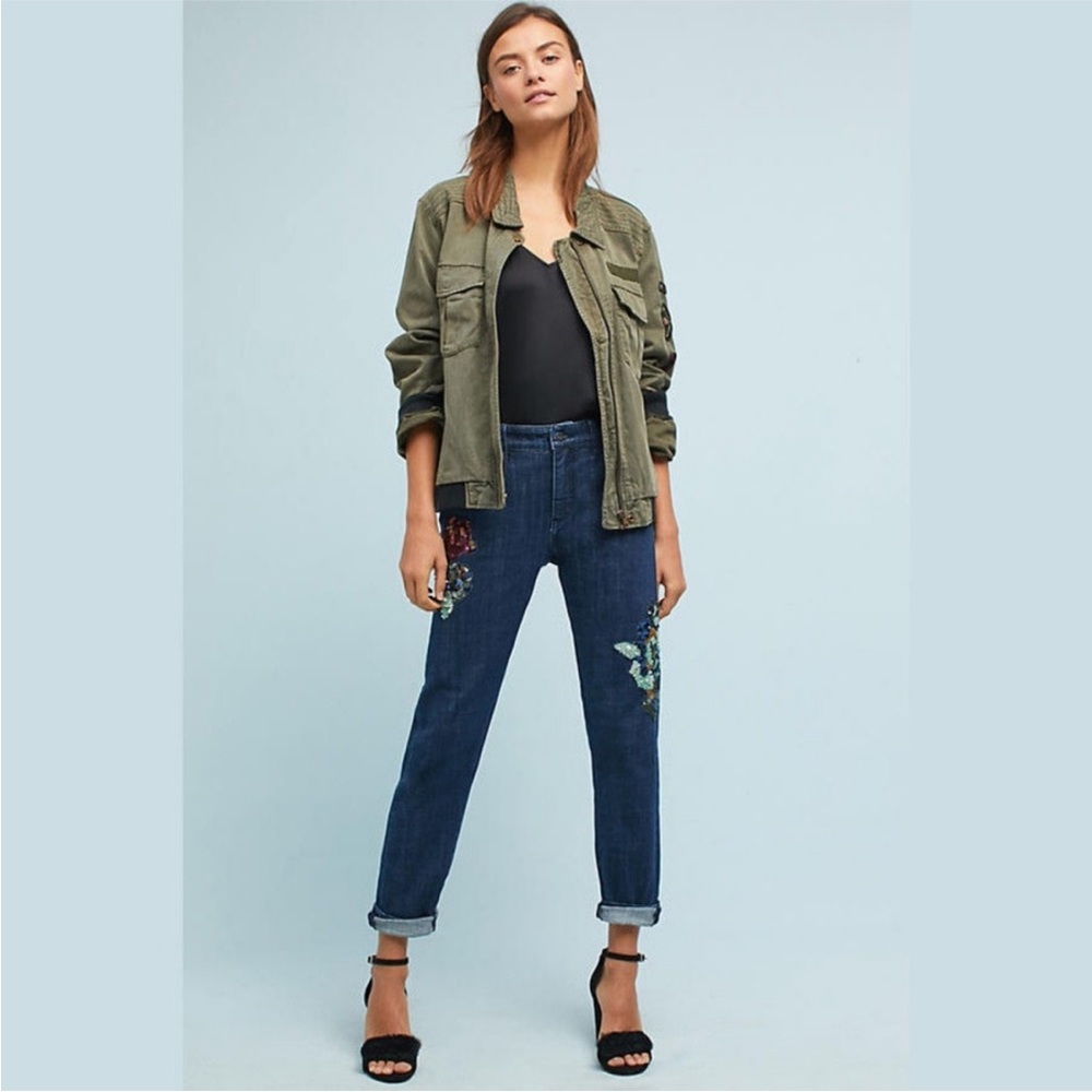 Anthropologie- Pilcro- Slim Boyfriend, Engineered Floral Sequin Detail, Size 31 - Picture 3 of 15